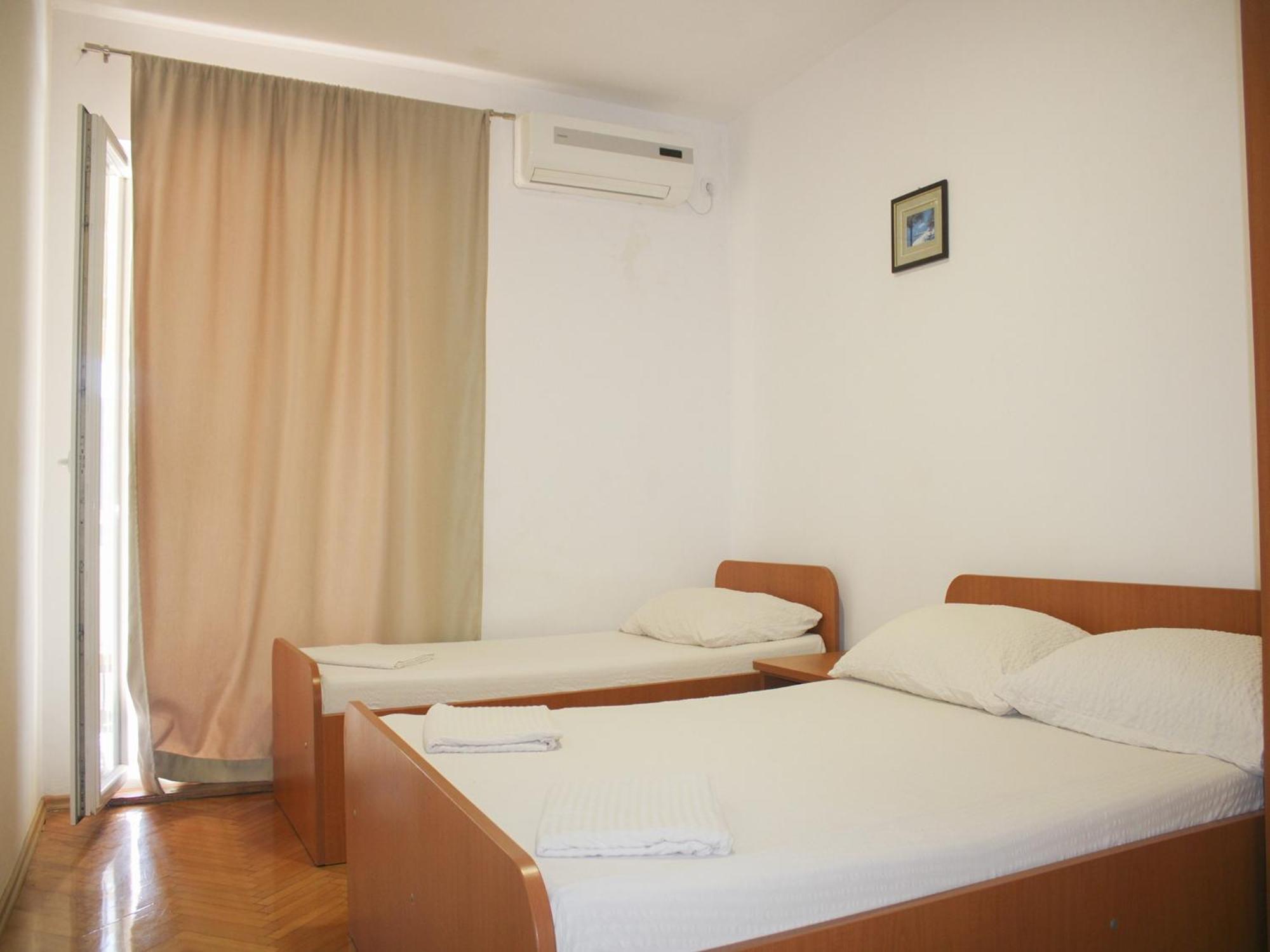 Apartments And Rooms Mato Neum Room photo