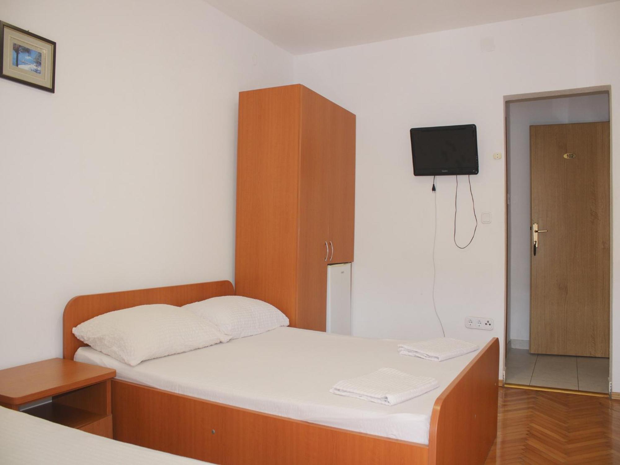 Apartments And Rooms Mato Neum Room photo
